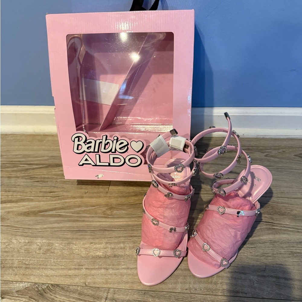 Aldo NEW Size 7 Barbie Runway Wrap Womens Shoes / Heels